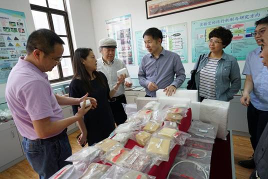 环保型高分子材料国家地方联合工程实验室顺利完成竣工验收